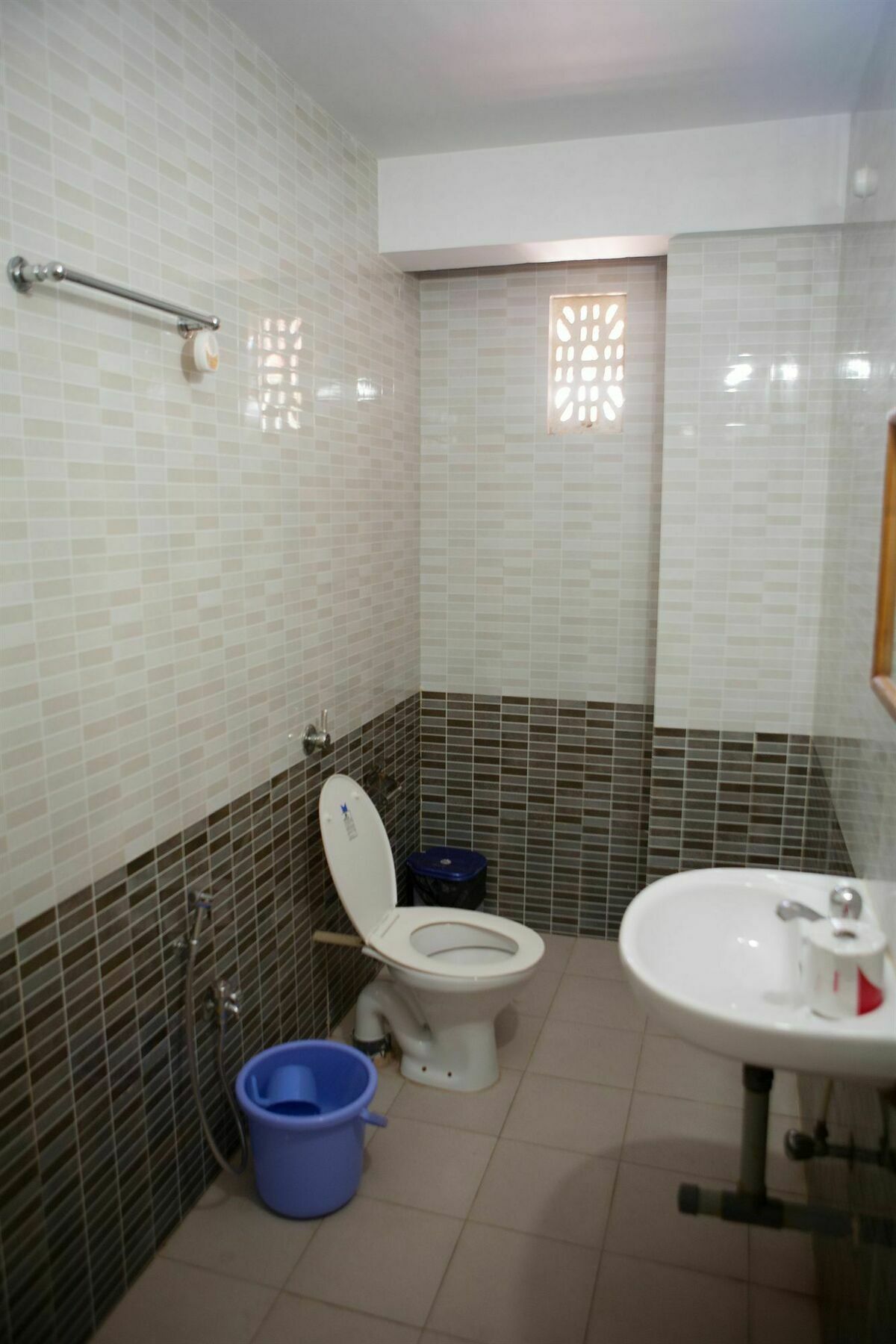 פאלולם Roundcube Guest House מראה חיצוני תמונה